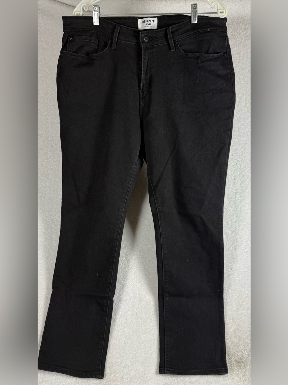 Denizen - Levi's Mid Rise Slim Black Women's Jeans - Size 18M